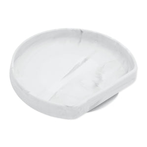 Bumkins Silicone Grip Plate: Marble is a round, modern soap dish with raised edges and a stable marble-patterned design.