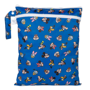 Bumkins Wet/Dry Bag: Mickey & Friends Forever features Mickey, Minnie, Donald, Goofy & Pluto on blue waterproof fabric.