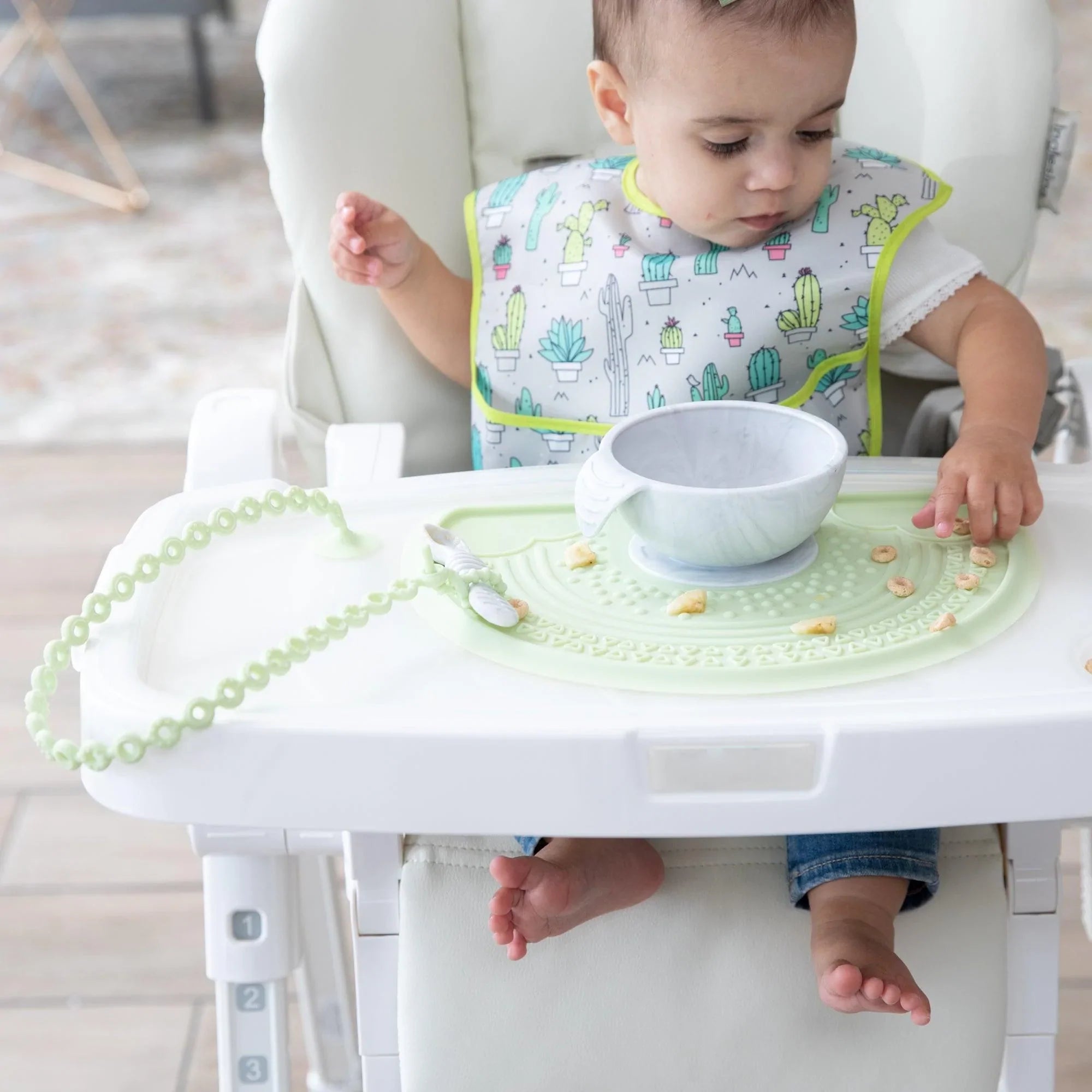 High Chair Placemat for Baby High Chair BPA Free Dishwasher Safe Silicone  Placemats Finger Foods Placemat for Toddler