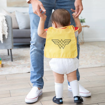 Caped SuperBib: Wonder Woman - Bumkins