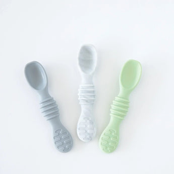 Bumkins Silicone Dipping Spoons 3-Pack in Taffy colors are ideal for self-feeding with textured handles.